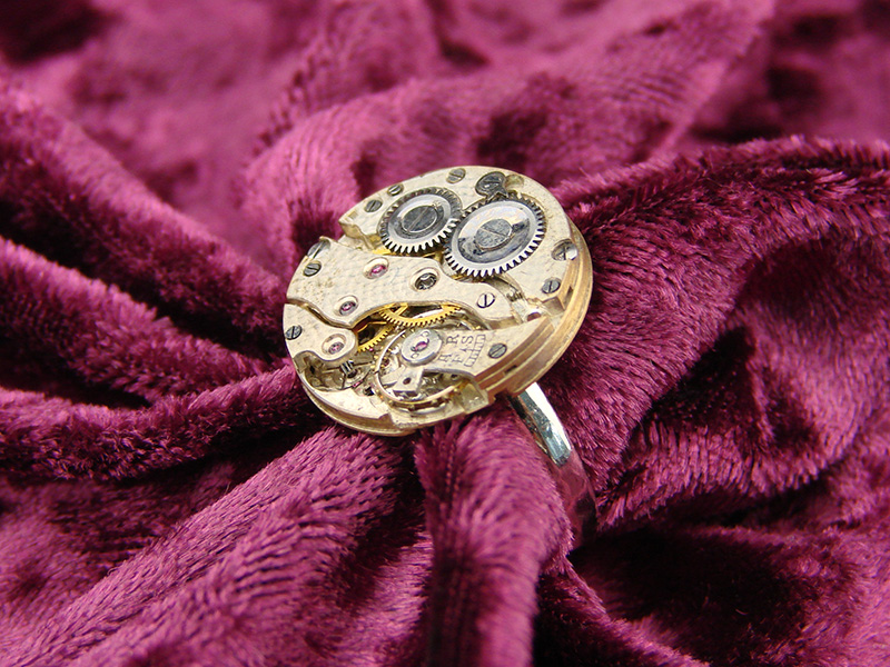 Clockwork Ring 26